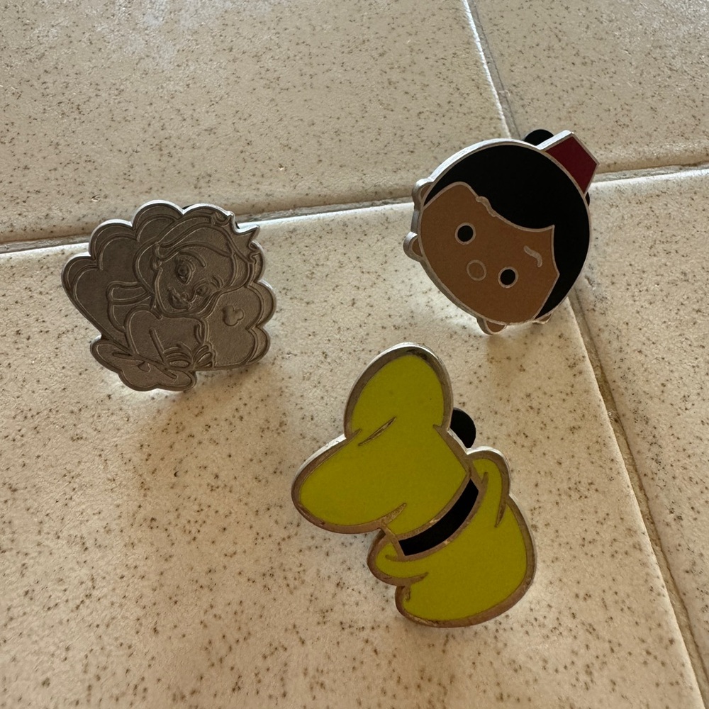 Disney Pin Lot - Picture 3 of 4